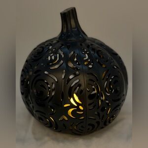 Black Plastic Cut Out Design Pumpkin for Battery Operated Tea Light